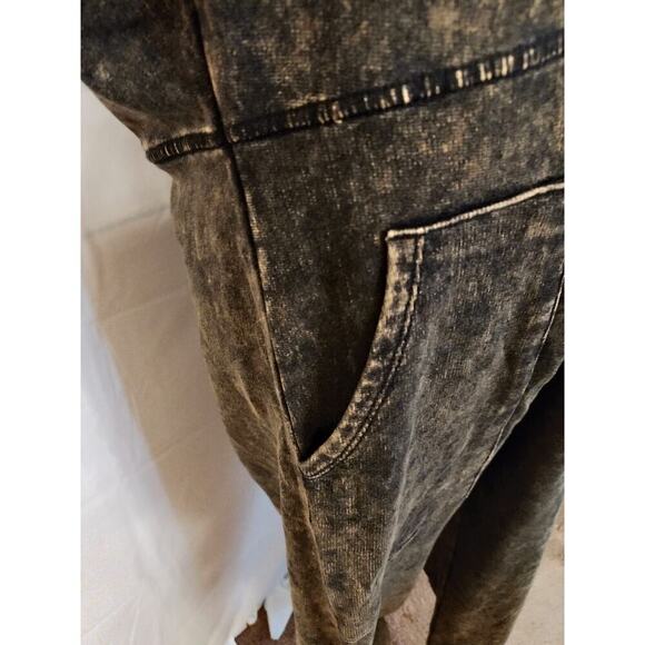 Zenana Outfitters Charcoal Jumpsuit - Picture 5 of 10